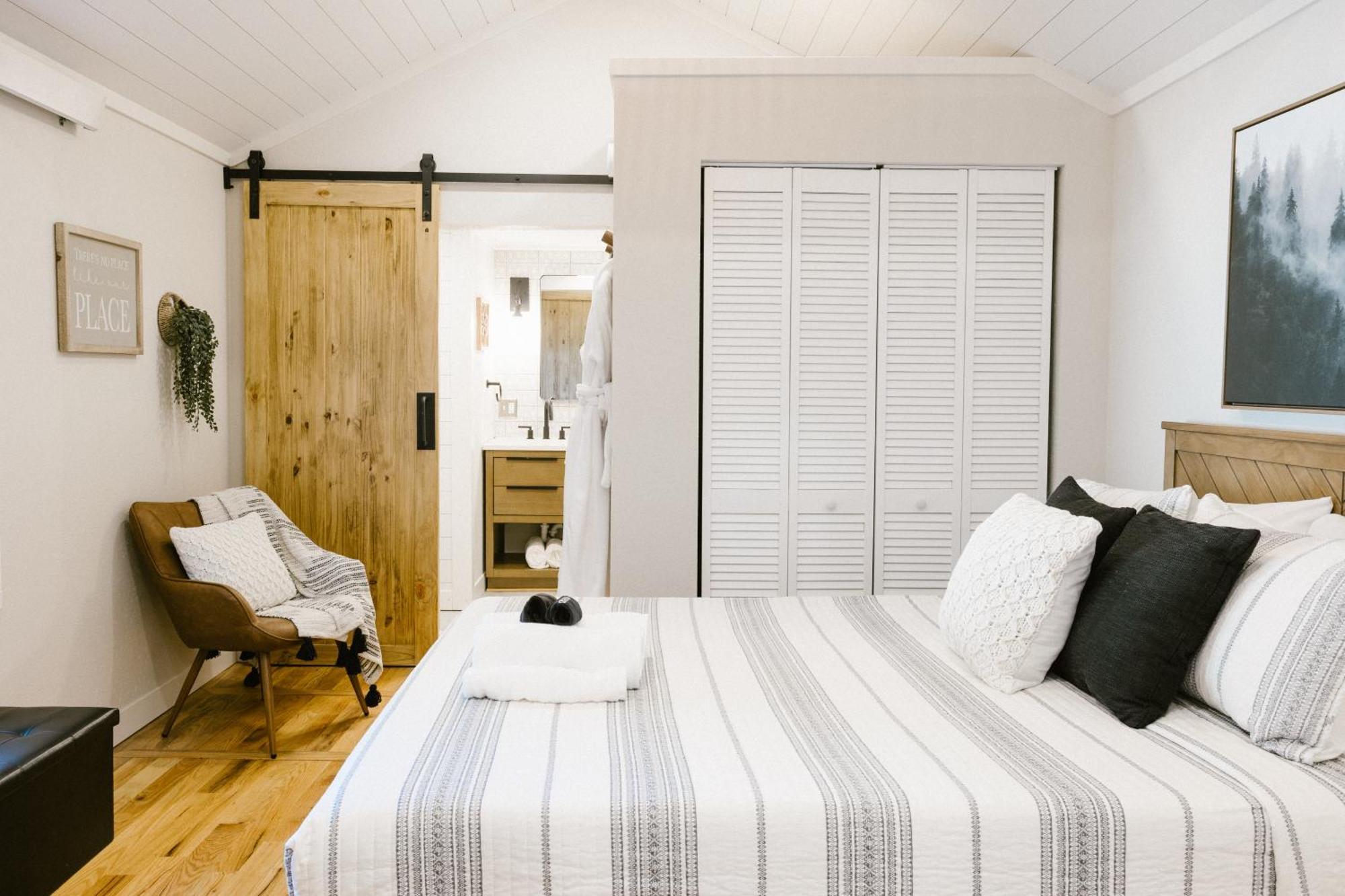 Creekside Village Inn Спирфиш Экстерьер фото